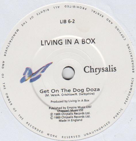 Living In A Box : Gatecrashing (7", Single)