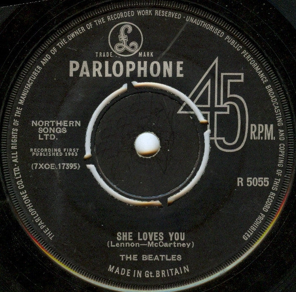 The Beatles : She Loves You (7", Single, Mono, RE)