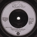 Mobiles : Drowning In Berlin (7", Single, Sil)