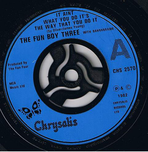 The Fun Boy Three* With Bananarama : It Aint What You Do.... (7", Single, Pic)