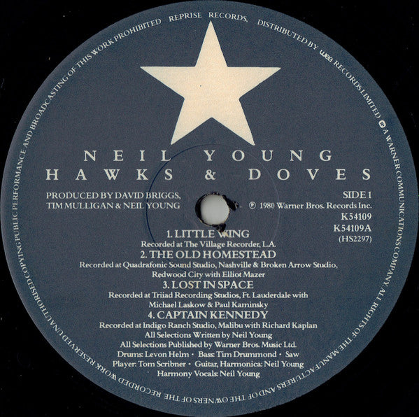 Neil Young : Hawks & Doves (LP, Album)