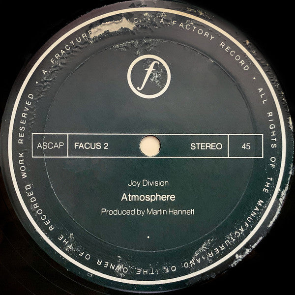 Joy Division : She's Lost Control / Atmosphere (12", Single, Bil)