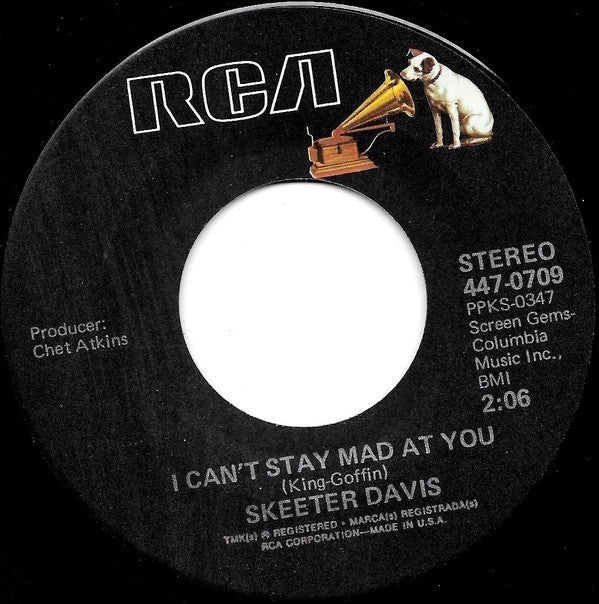 Skeeter Davis : I Can't Stay Mad At You / The End Of The World (7", RE)