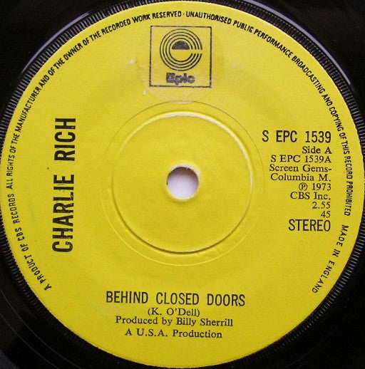 Charlie Rich : Behind Closed Doors (7", Single, Sol)