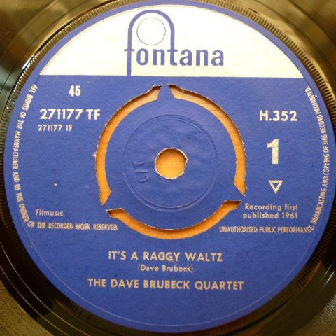 The Dave Brubeck Quartet : It's A Raggy Waltz (7")