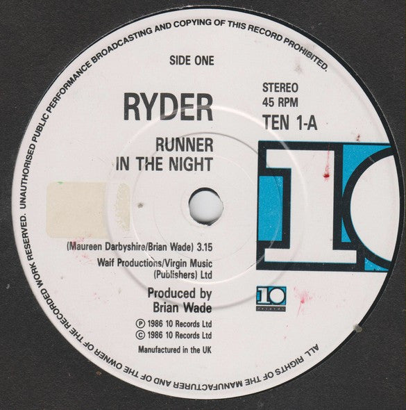 Ryder (2) : Runner In The Night (7", Single)