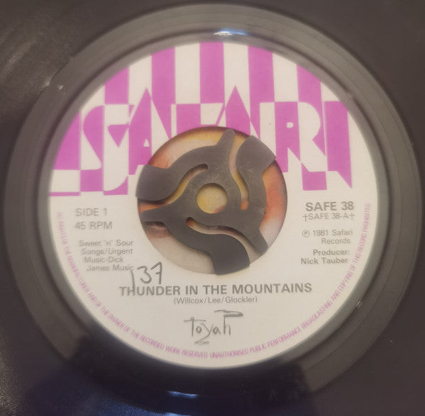 Toyah (3) : Thunder In The Mountains  (7", Single, Pur)