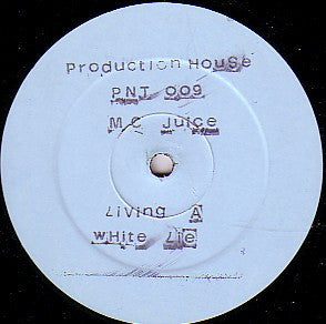 MC Juice : Living A White Lie (12", W/Lbl, Sta)