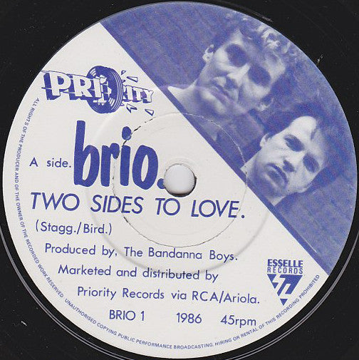 Brio (4) : Two Sides To Love (7", Single)