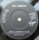 Roy Orbison : She's A Mystery To Me (7", Single, Bla)