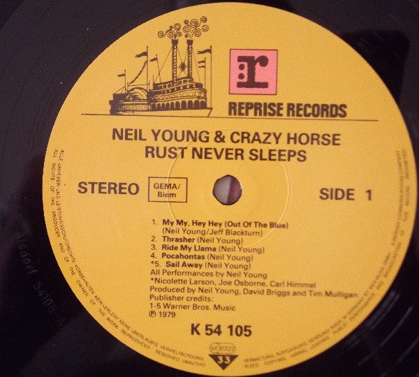 Neil Young & Crazy Horse : Rust Never Sleeps (LP, Album, RE)