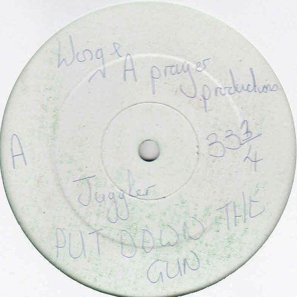 Juggler   / Carlton Newman : Put Down The Gun  / Girl Me Love (12", W/Lbl)