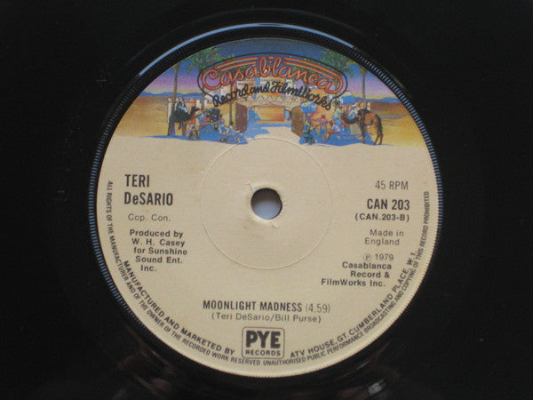 Teri Desario & KC (4) : Dancin' In The Streets (7", Single, Sol)