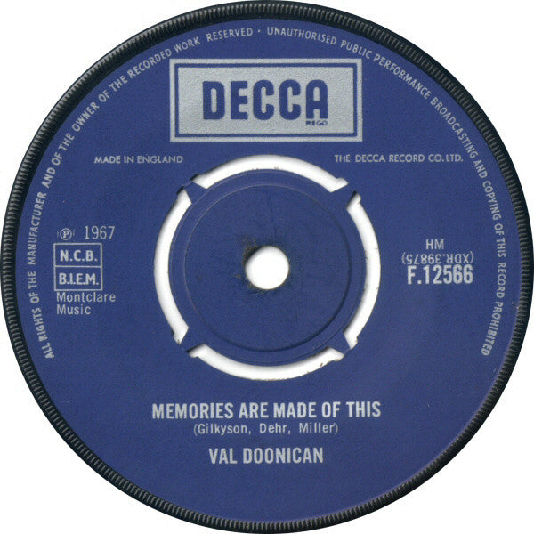 Val Doonican : Memories Are Made Of This (7", Single)