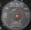Daryl Hall & John Oates : Maneater (7", Single, Pus)