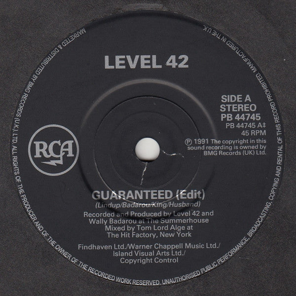 Level 42 : Guaranteed (7", Single, Bla)