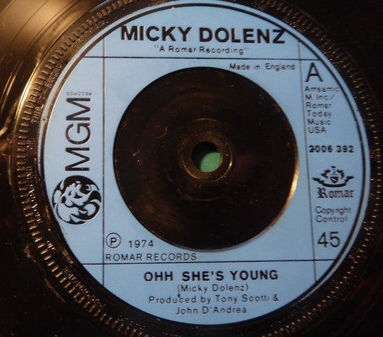 Micky Dolenz : Ohh She's Young (7", Single)