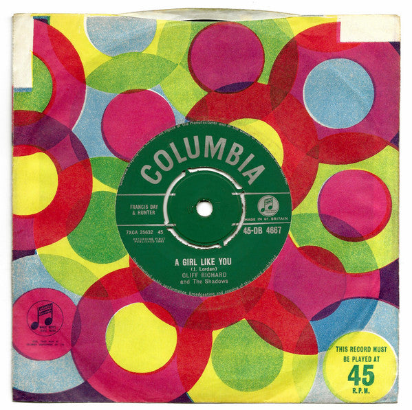 Cliff Richard & The Shadows : A Girl Like You (7", Single)