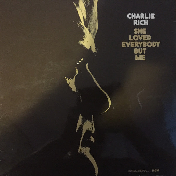 Charlie Rich : She Loved Everybody But Me (LP, Comp)