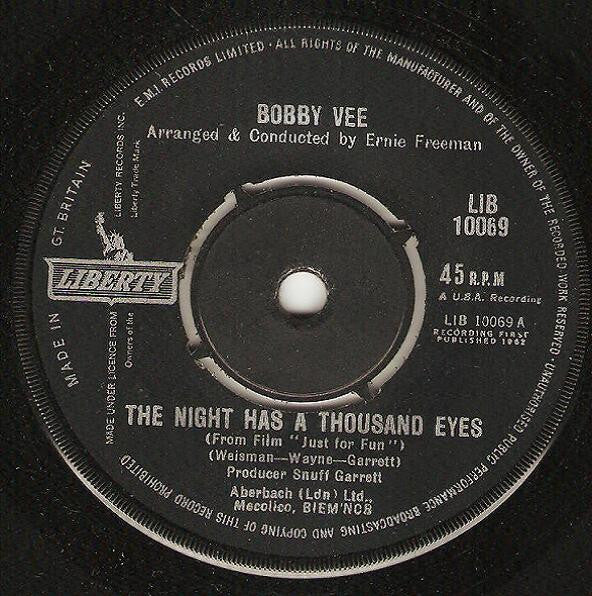 Bobby Vee : The Night Has A Thousand Eyes (7", Single)