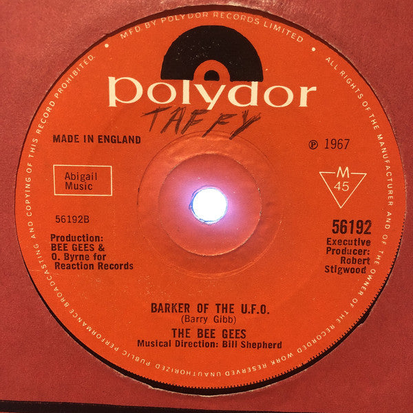 Bee Gees : Massachusetts (The Lights Went Out In) (7", Single, Sol)