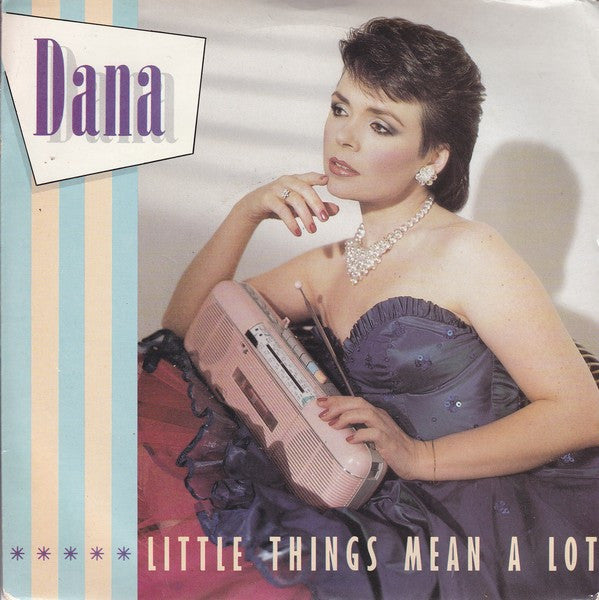 Dana (9) : Little Things Mean A Lot (7", Single)