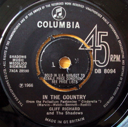 Cliff Richard & The Shadows : In The Country (7", Single)