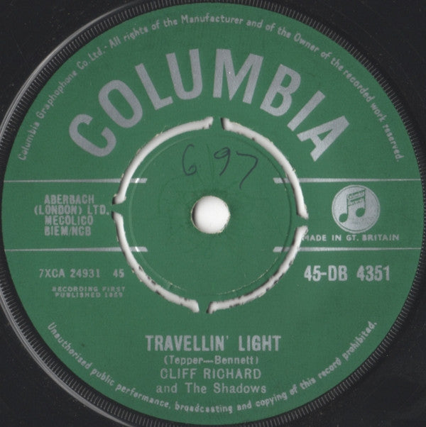 Cliff Richard & The Shadows : Travellin' Light / Dynamite (7", Single)