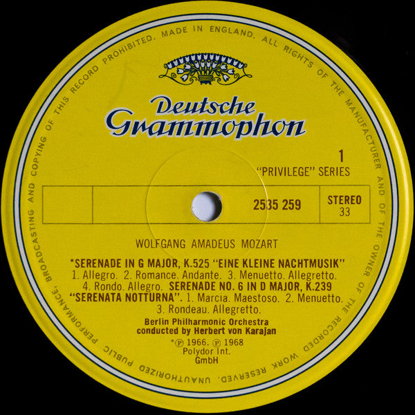 Wolfgang Amadeus Mozart - Berliner Philharmoniker, Herbert von Karajan : Eine Kleine Nachtmusik, Serenata Notturna, Divertimenti  K.136∙135∙138 (LP, Comp, RE)